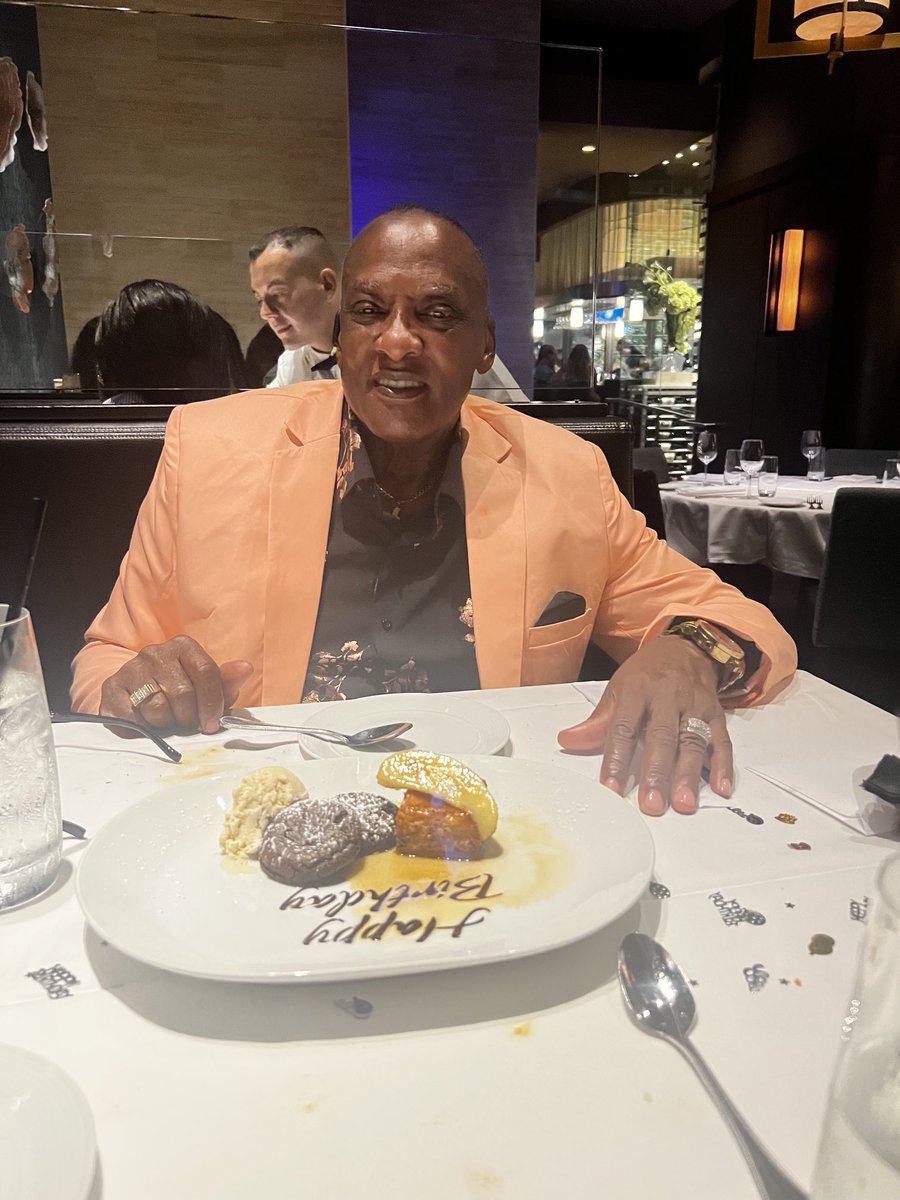 JaniceHayesFL's tweet photo. Happy Birthday to my husband James Ronnie Hayes https://t.co/EcAhAXbyDb
