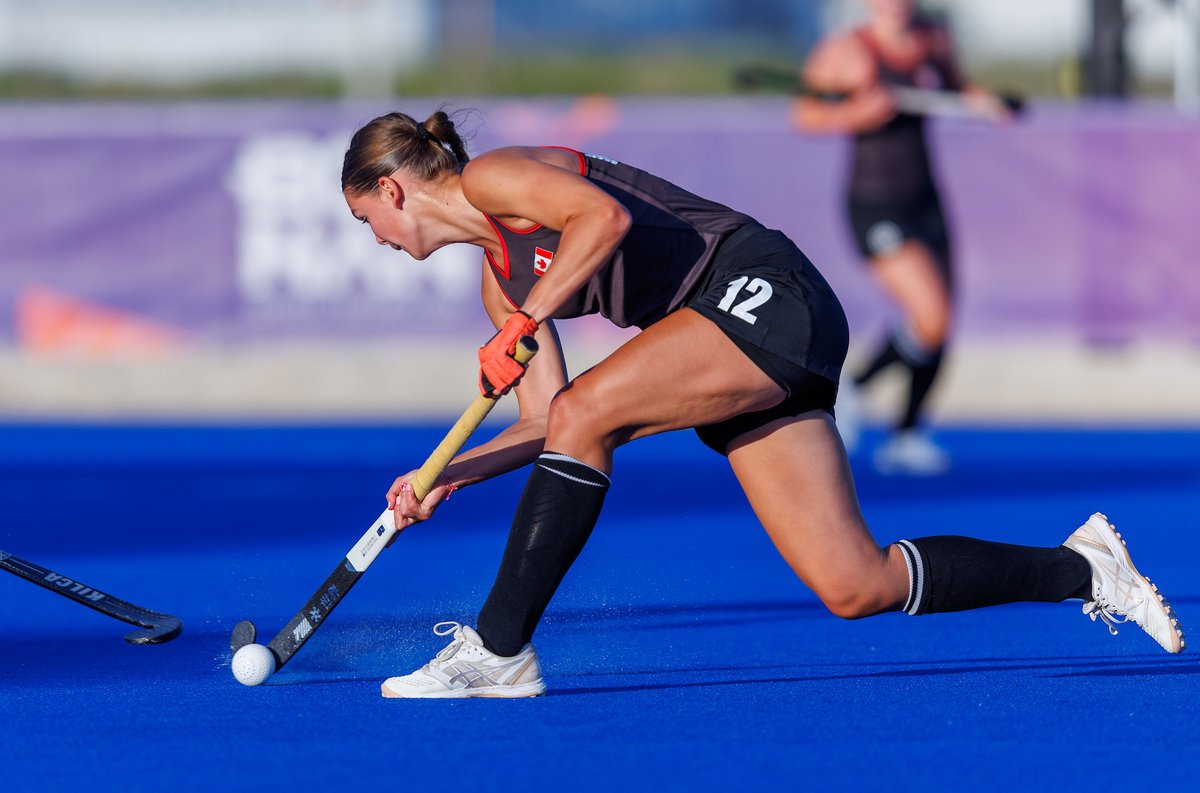 Photo highlights from Canada’s matchup against Argentina. Solid defence from the girls. One more pool-play match against Uruguay on Friday. #growhockey