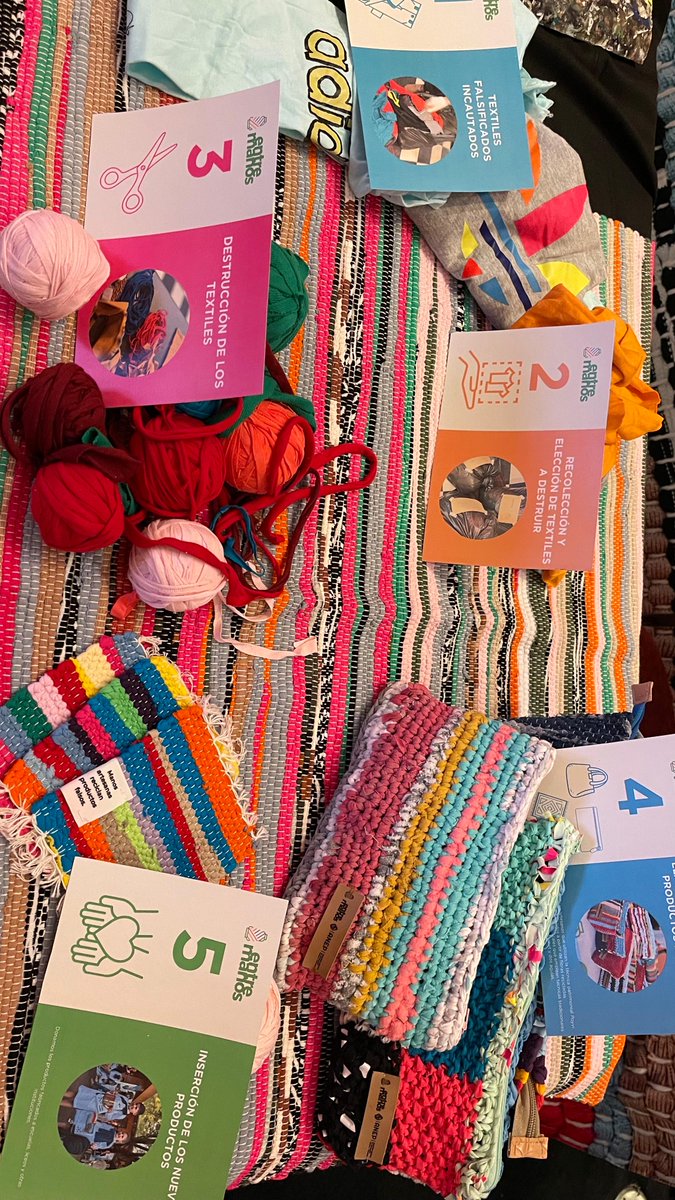 CDU_uruguay's tweet photo. Estuvimos presente en el seminario “Visión e Innovación en la Propiedad Intelectual”, invitados por Cervieri Monsuárez , un espacio clave para reflexionar sobre cómo proteger y potenciar la creatividad uruguaya.

#DiseñoUy #PropiedadIntelectual #CDUruguay https://t.co/I5MEdpLYkm