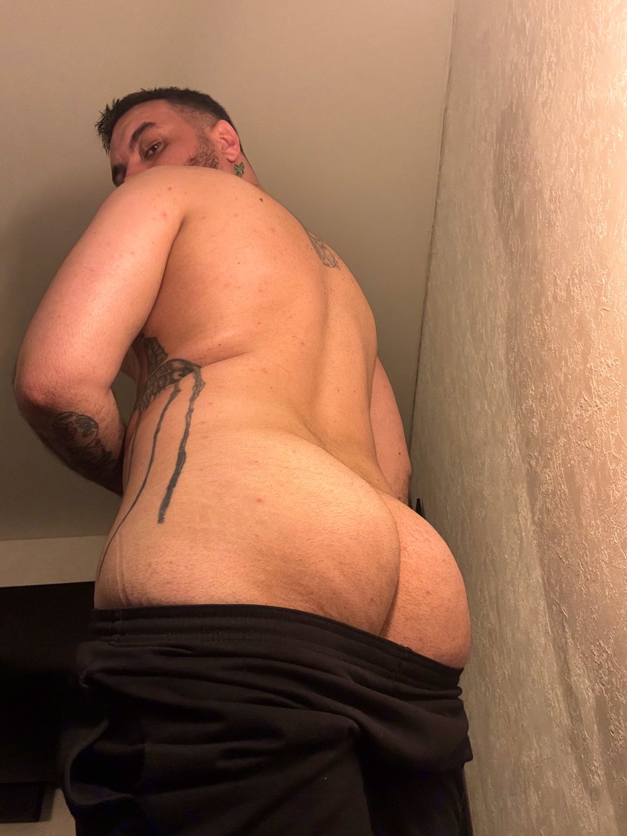 elgabox02's tweet photo. Este gordito les desea buenas noches. https://t.co/te5eYpATUd