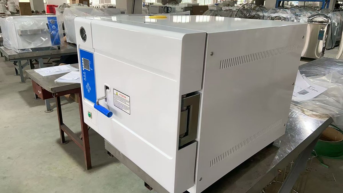 Crystal_Labone's tweet photo. Reliable sterilization for Ukraine! 🩺🇺🇦
We now ship the 50L Table Top Steam Sterilizer to Ukraine.
#MedicalSupplies #Ukraine #SteamSterilizer #Autoclave #LabEquipment #HealthcareUkraine #MedicalDevice #Sterilization #TableTopSterilizer #SupportUkraine https://t.co/nMadQM6rVT