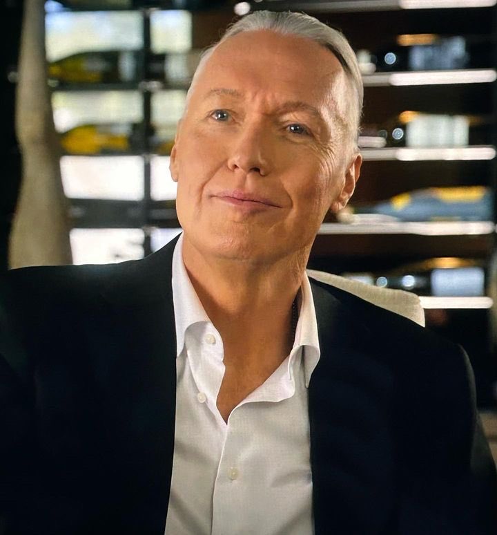 It’s not easy being incredibly cultured, filthy rich and good looking. Except for me it’s very easy. I am the King Cobra 🐍 of the valley. I just have to sit back and time my strike perfectly. #CobraKai #Terrysilver