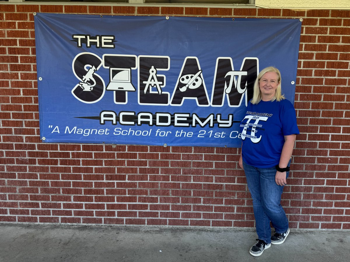 📣 Join us in giving a big Jaguar welcome to Dr. Kimes! 🐆

She’s already showing her school spirit with amazing back-to-school nails 💅 and even made friends with the hens in our garden 🐔. If you spot her on campus, be sure to say hello and make her feel right at home!