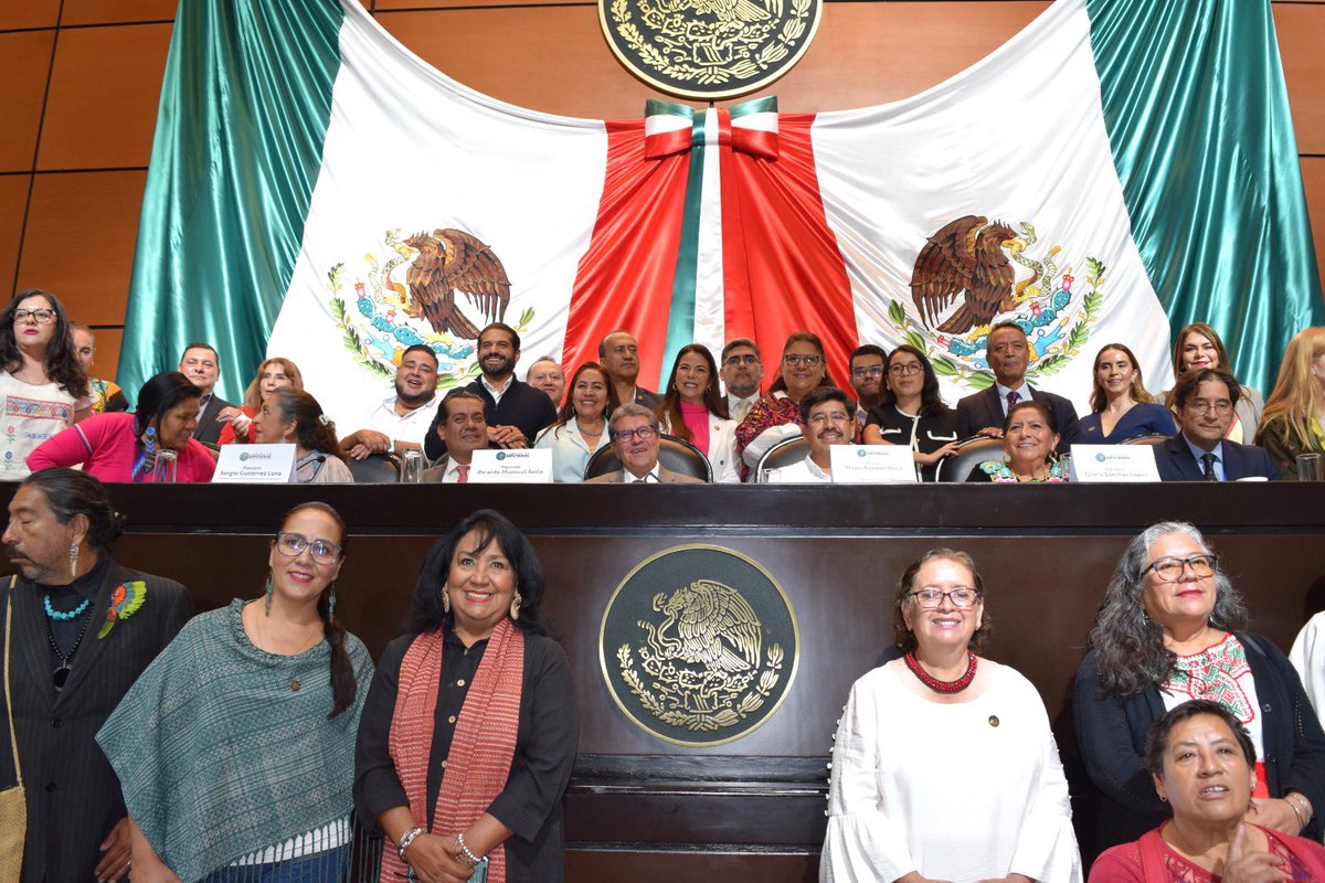 Hoy, 13 de agosto, fui invitado al “Encuentro Interinstitucional México Pluricultural: Avances y Retos en los Derechos de los Pueblos Indígenas”, en la <a href="/Mx_Diputados/">H. Cámara de Diputados</a>.

Reafirmo, que en el marco de la autonomía y respeto entre Poderes, trabajaremos en coordinación por México.