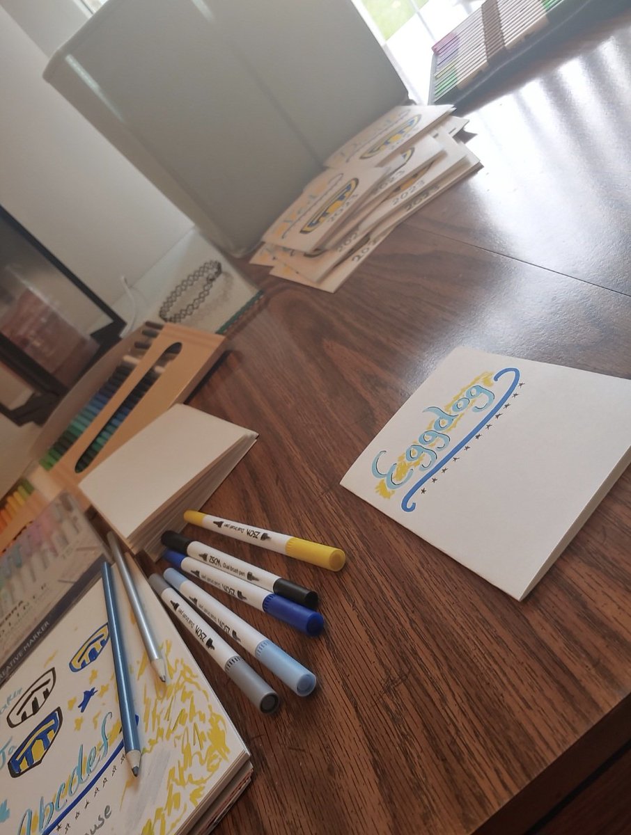 Rach ✨ tweet media