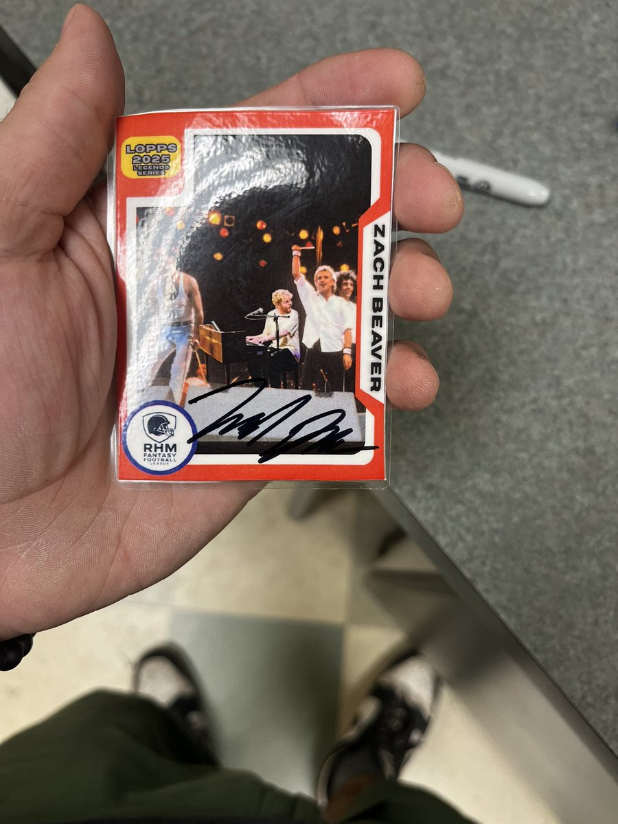 vinchester08's tweet photo. @CardPurchaser https://t.co/qtTUZBP1ua