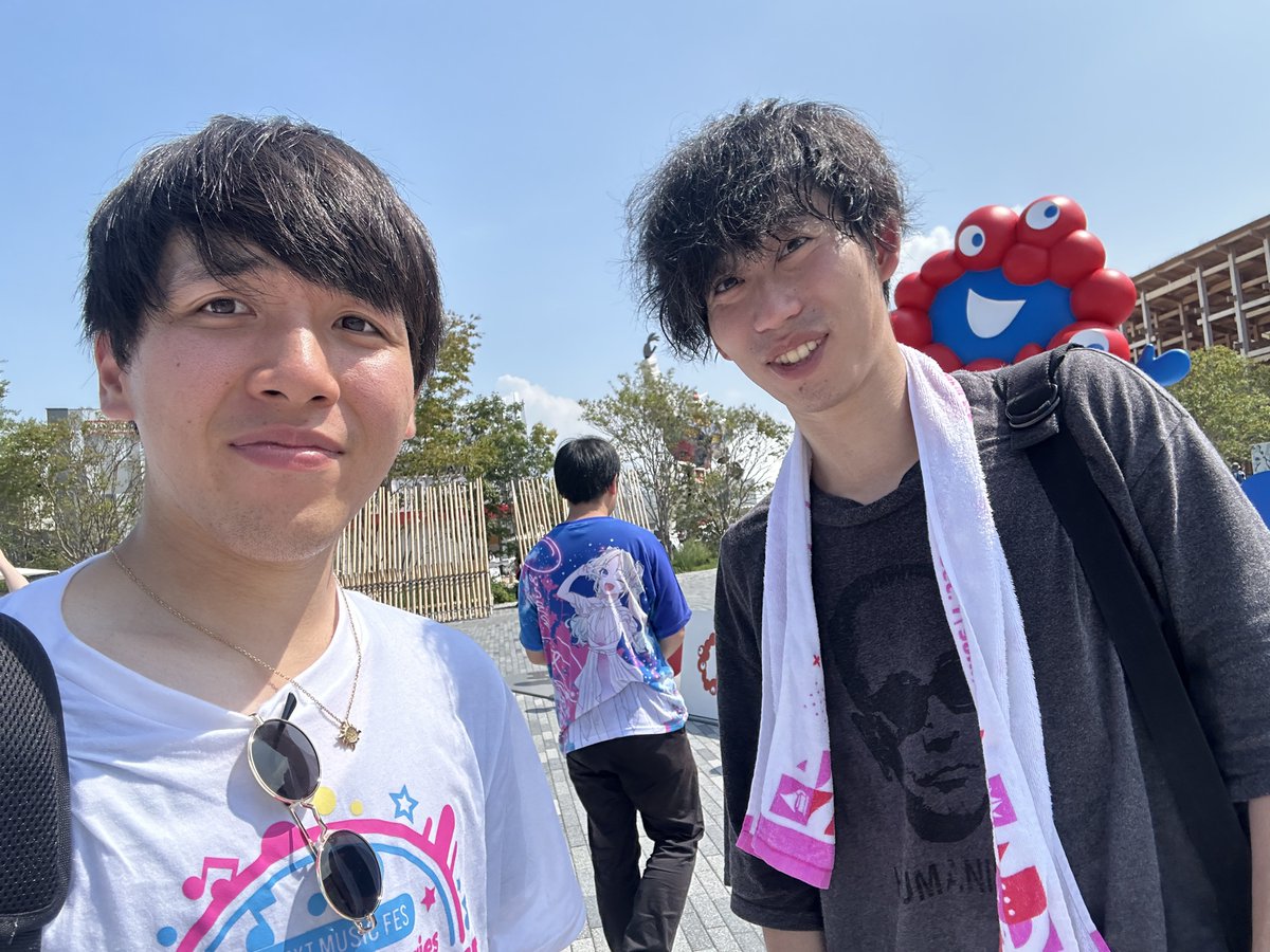 yumelinsky's tweet photo. 万博乗り込んだ https://t.co/VNT0JGdBJu