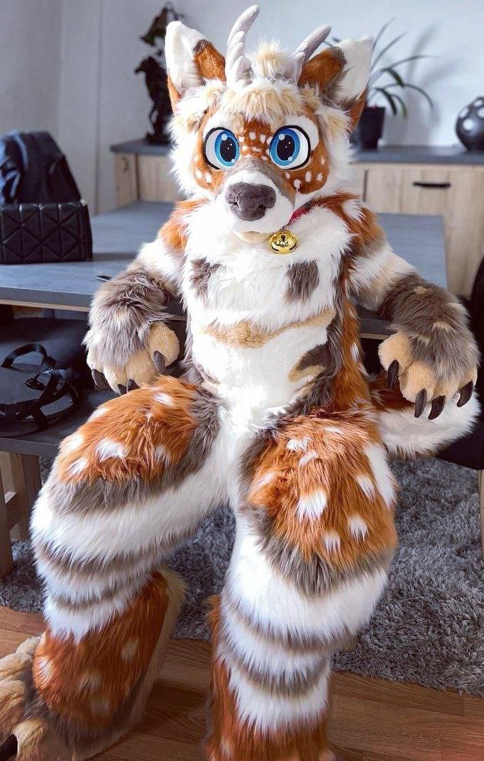 ✨ Erixalu ✨ 🔜 anthropolis/faun/Furfurrieux tweet media