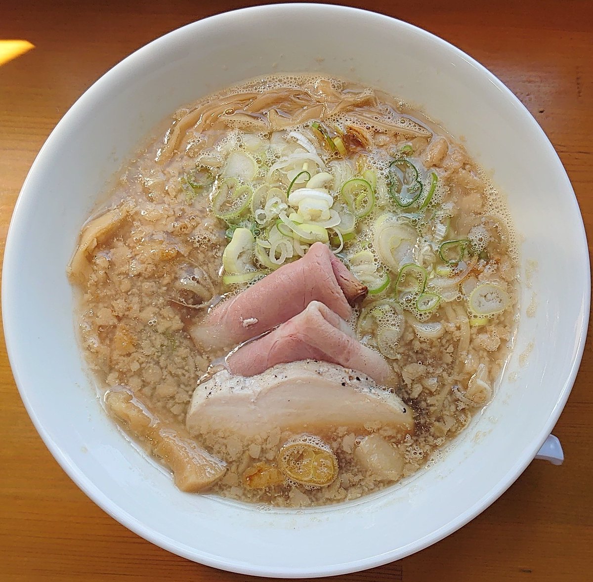 麺活✨🍜✨😋👍

青森市 中華そば いってんさんへ
煮干し中華 
TP背脂

#中華そばいってん