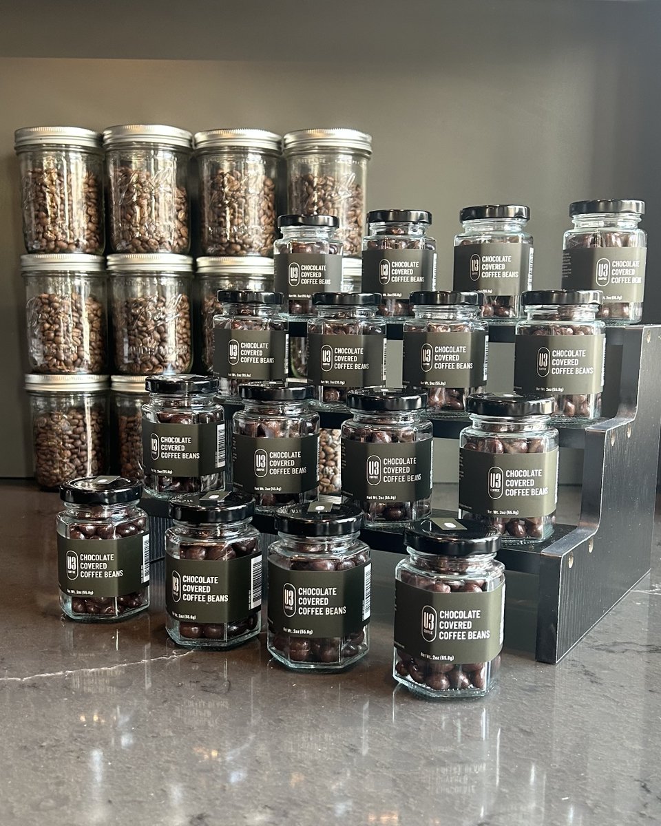 ☕🍫 Coffee. Chocolate. Perfection.

Treat yourself to U3 Single Origin Tarrazu Estate coffee beans, covered in award-winning artisanal chocolate from the Philippines. For gifting, sharing… or keeping all to yourself. ✨

#u3coffee #unitedbycoffee