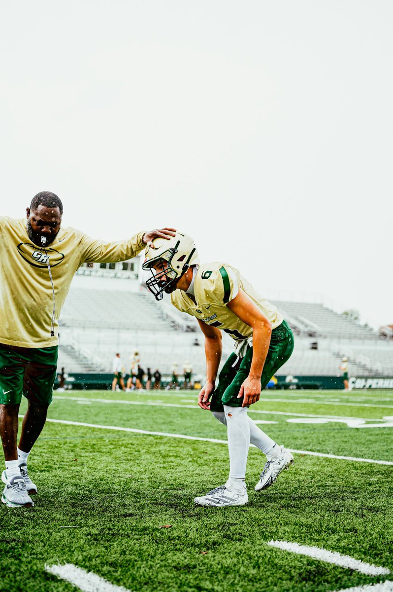 JamaleFoster's tweet photo. Rain Or Shine The Grind Don’t Stop!
#LDP#LD4L! 💚 https://t.co/jb1aZxn2d0