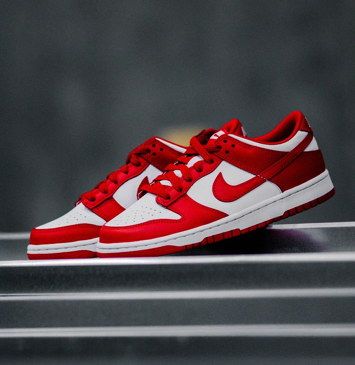 SneakerShouts's tweet photo. 25% OFF the Nike Dunk Low “University Red” 

BUY HERE: https://t.co/0Jnwu4DZ5n https://t.co/nqvWy52nqH