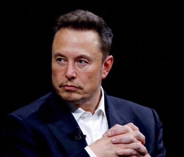 JUST NOW: Senator Mike Lee asks Elon Musk to rejoin MAGA.

I 100% support this!
