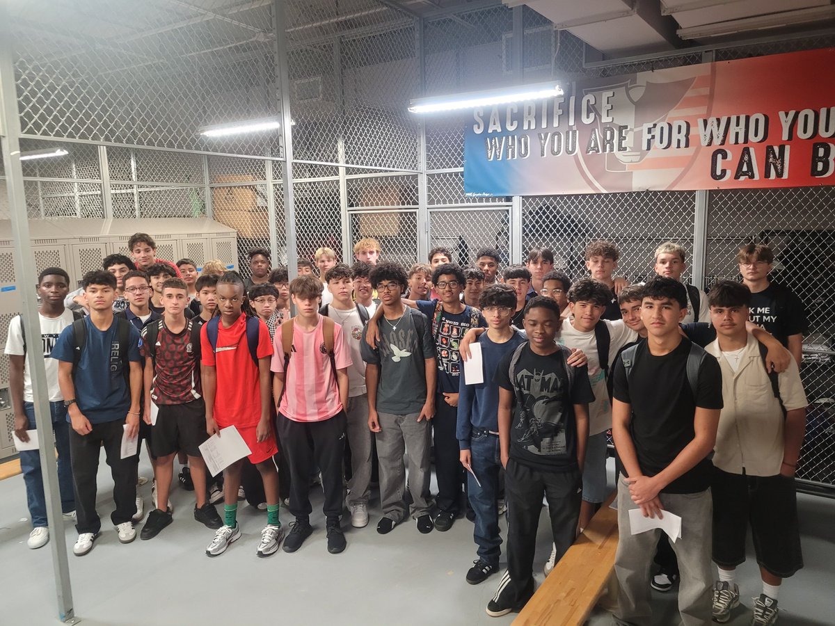 vmhssoccer's tweet photo. We’re excited to officially welcome all returning and new players to another incredible year of Veterans Memorial High School Soccer! This season is all about hard work, growth, and teamwork — both on and off the field. https://t.co/FBenVe0iMK