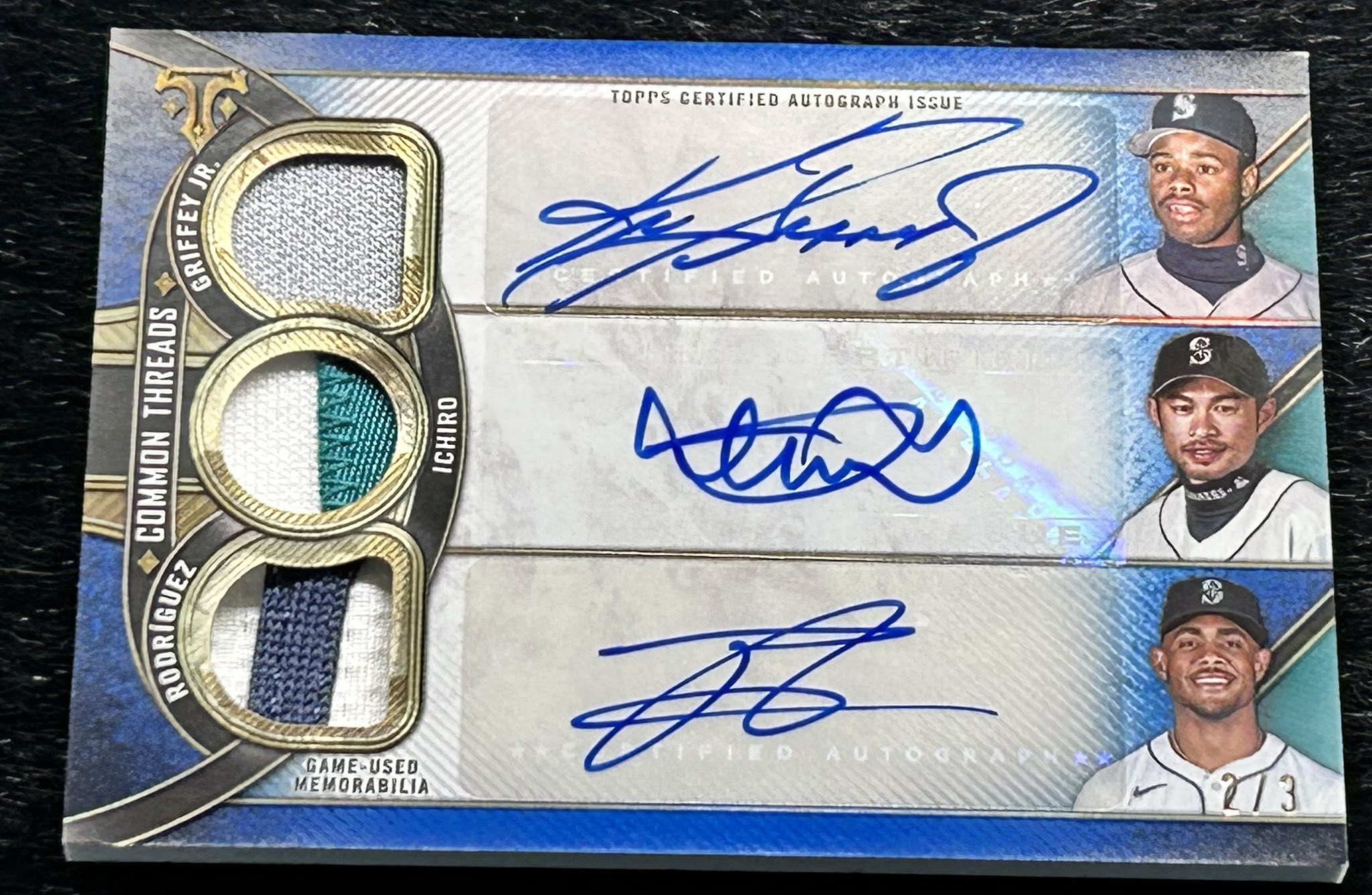 イチロー TRIPLE THREADS RELICS LEGEND Jeff on X: 