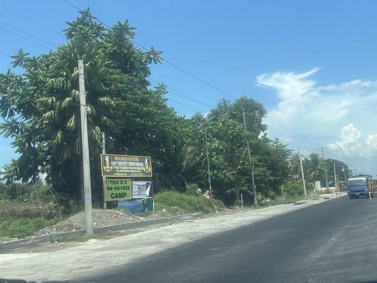 Durian_Diaries's tweet photo. 1. I have spent the last days in the Bangsamoro region in the southern Philippines. 

But despite the ever-present security challenges and the complex peace process, another trend is evident: The re-orientation of the Armed Forces of the Philippines. 🧵 https://t.co/qX8DdCXXJ2