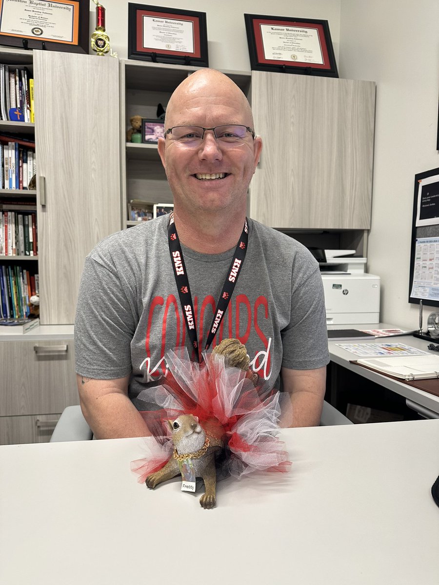 I ran across some really awesome people at Kingwood Middle School today! I hope you get to meet them soon if you haven’t already! #KMSCougarPride #NewBesties