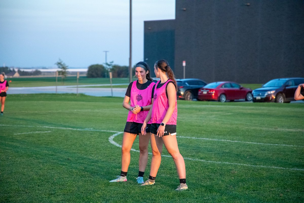 DordtWSoccer's tweet photo. 🤩🤩
#defenderway #defendernation #preseason https://t.co/2uMwFoFKiN