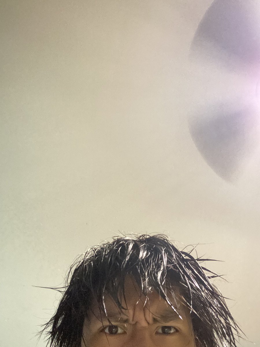 greaseConsumerf's tweet photo. #justshowered #yourgoatiswashed https://t.co/HUV1ItCrgD