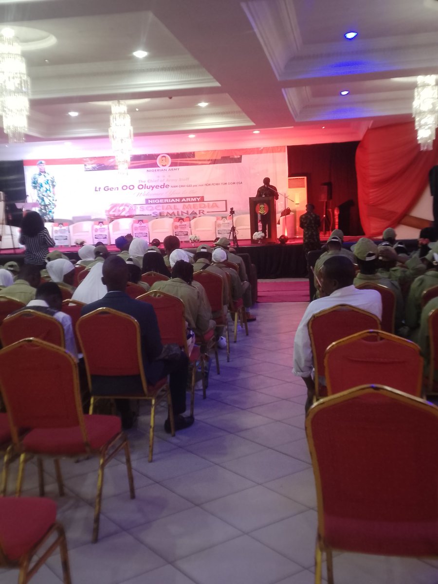 Godwinz 🍃 tweet media