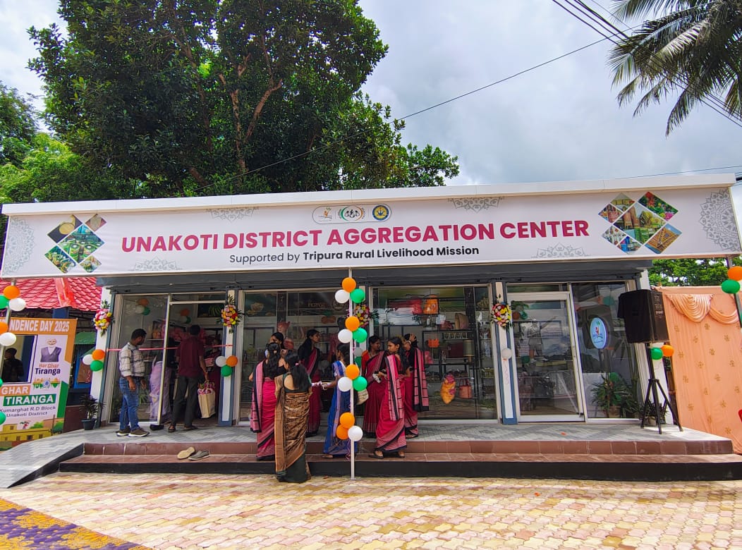 "Empowering Rural Women Entrepreneurs!

The District Level Aggregation Center at Kumarghat RD Block Headquarters was inaugurated today by Hon’ble Minister Shri Sudhanshu Das, in the presence of Zila Sahakari Sabhadhipati, Panchayat Samiti Chairman, and other dignitaries.
This