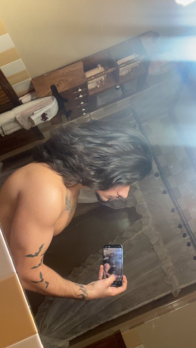 westleyx0's tweet photo. 😴 https://t.co/5bMxliQFz2