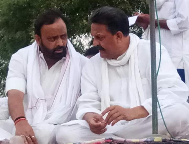 Om Prakash (@opsinghofficial) on Twitter photo माननीय सांसद गाज़ीपुर श्री अफ़ज़ाल अंसारी साहब जी को जन्मदिन की हार्दिक बधाई एवं शुभकामनाएँ।
हम आपके लंबे, स्वस्थ और जनसेवा से परिपूर्ण जीवन की ईश्वर से प्रार्थना करते हैं।
<a href="/AfzalAnsariMP/">Afzal Ansari</a> माननीय सांसद गाज़ीपुर श्री अफ़ज़ाल अंसारी साहब जी को जन्मदिन की हार्दिक बधाई एवं शुभकामनाएँ।
हम आपके लंबे, स्वस्थ और जनसेवा से परिपूर्ण जीवन की ईश्वर से प्रार्थना करते हैं।
<a href="/AfzalAnsariMP/">Afzal Ansari</a>
