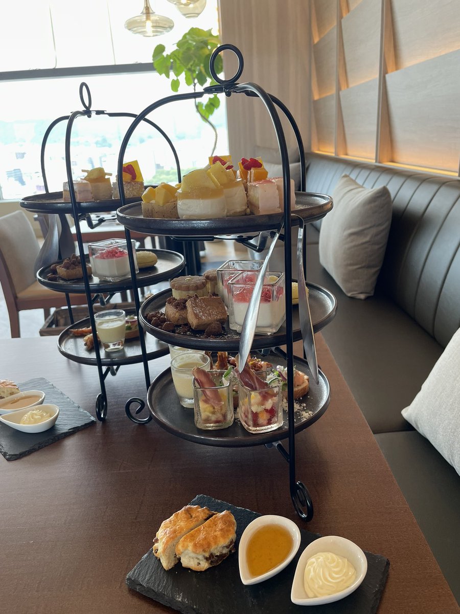 akiko__m's tweet photo. afternoon tea https://t.co/2OHAAhu8Au