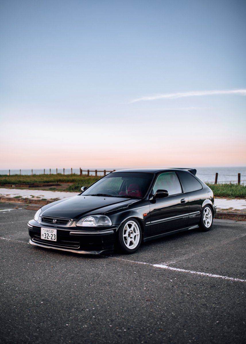 _slug_a_'s tweet photo. 俺のじゃないシビックで突発海ドライブ〜
まじでいい車。もう1回シビック欲しくなっちゃうなぁ。 https://t.co/To4av7AeCh