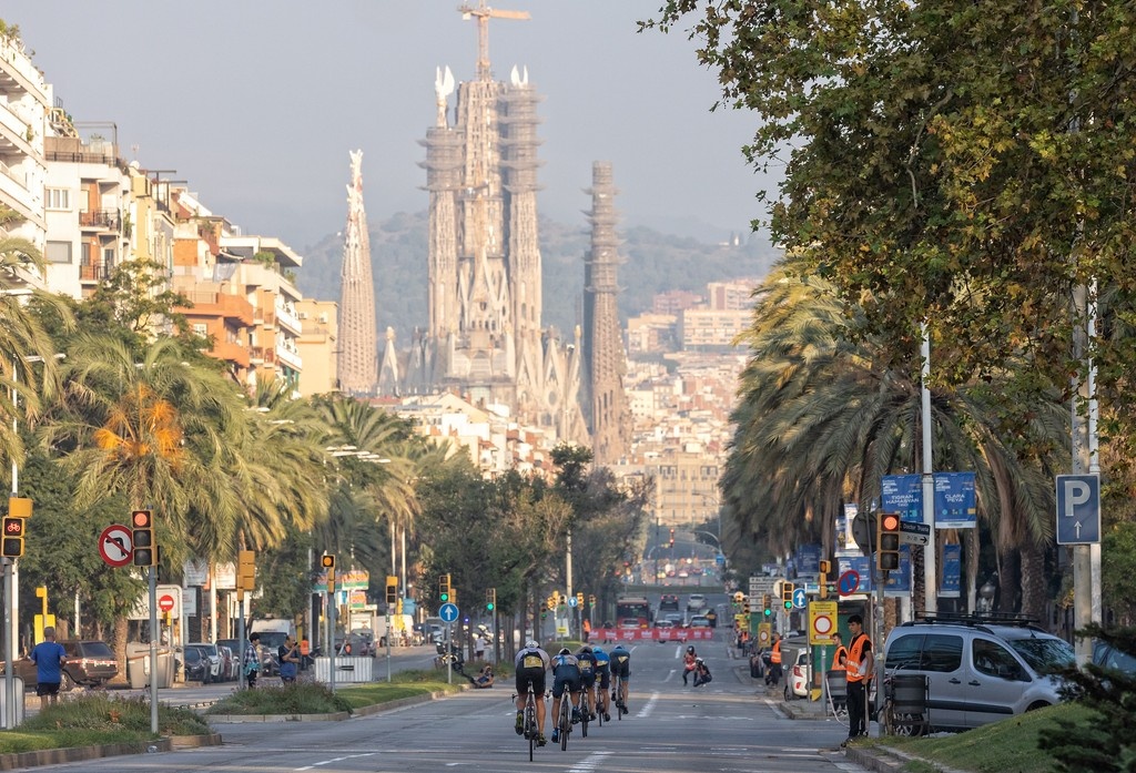 Challenge Family tweet media