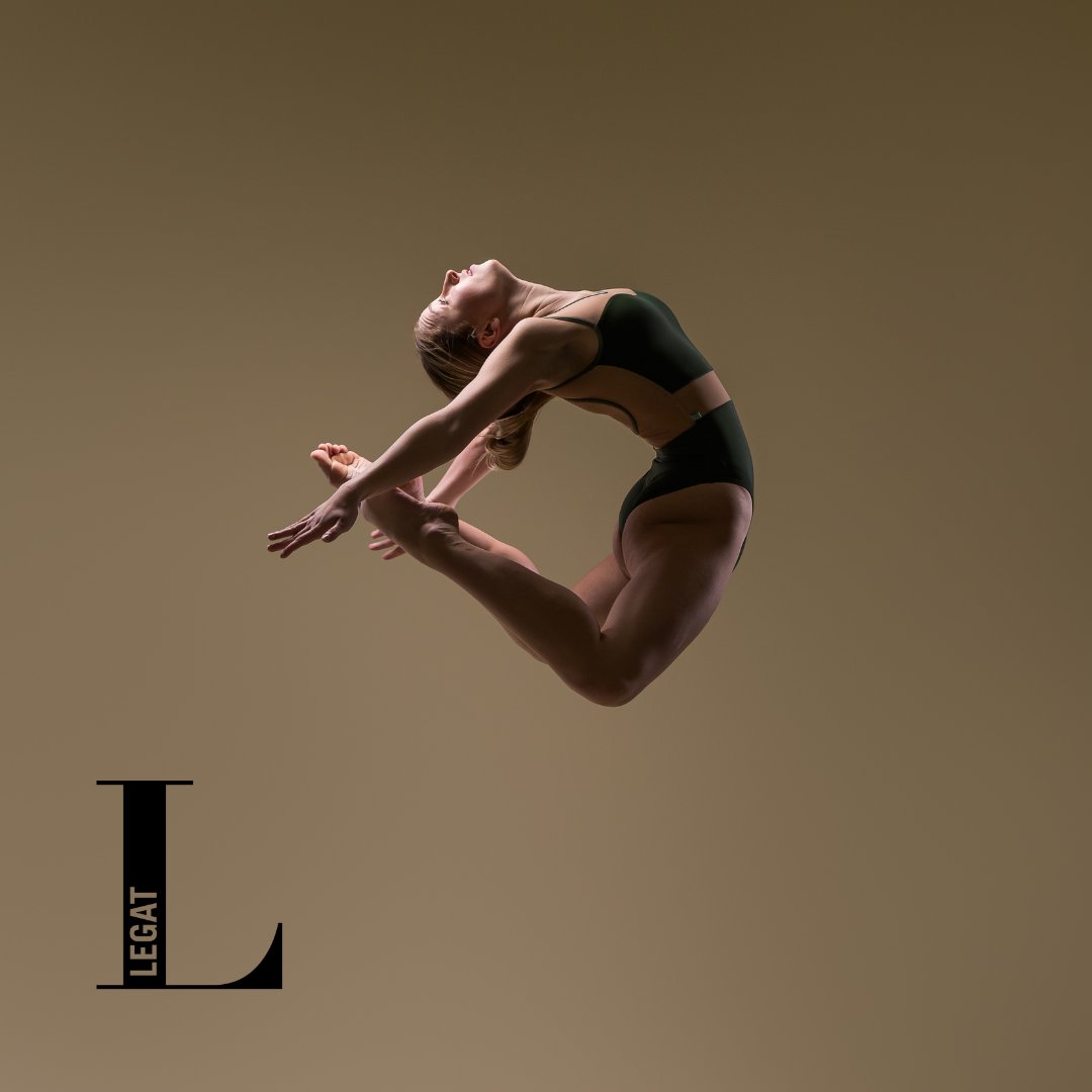 Happy birthday @hannahlouisa_dancer 🎈 

#bedesproud #bedes
#dancefamily
bedes.org/legat