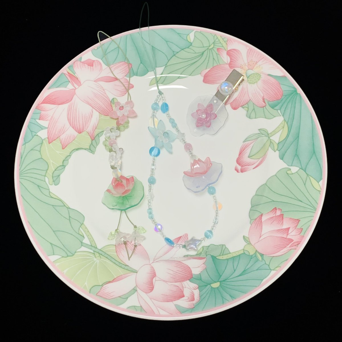 🫐 [여름정원] 달콤한 여름 

🍋8월 14일(목) 20:00~ 8월 20일(수) 23:00 

🍓 witchform.com/formViewer/pay…

🍈 #rt 추첨을 통해 한분께 원하시는 비즈를 보내드릴게요!