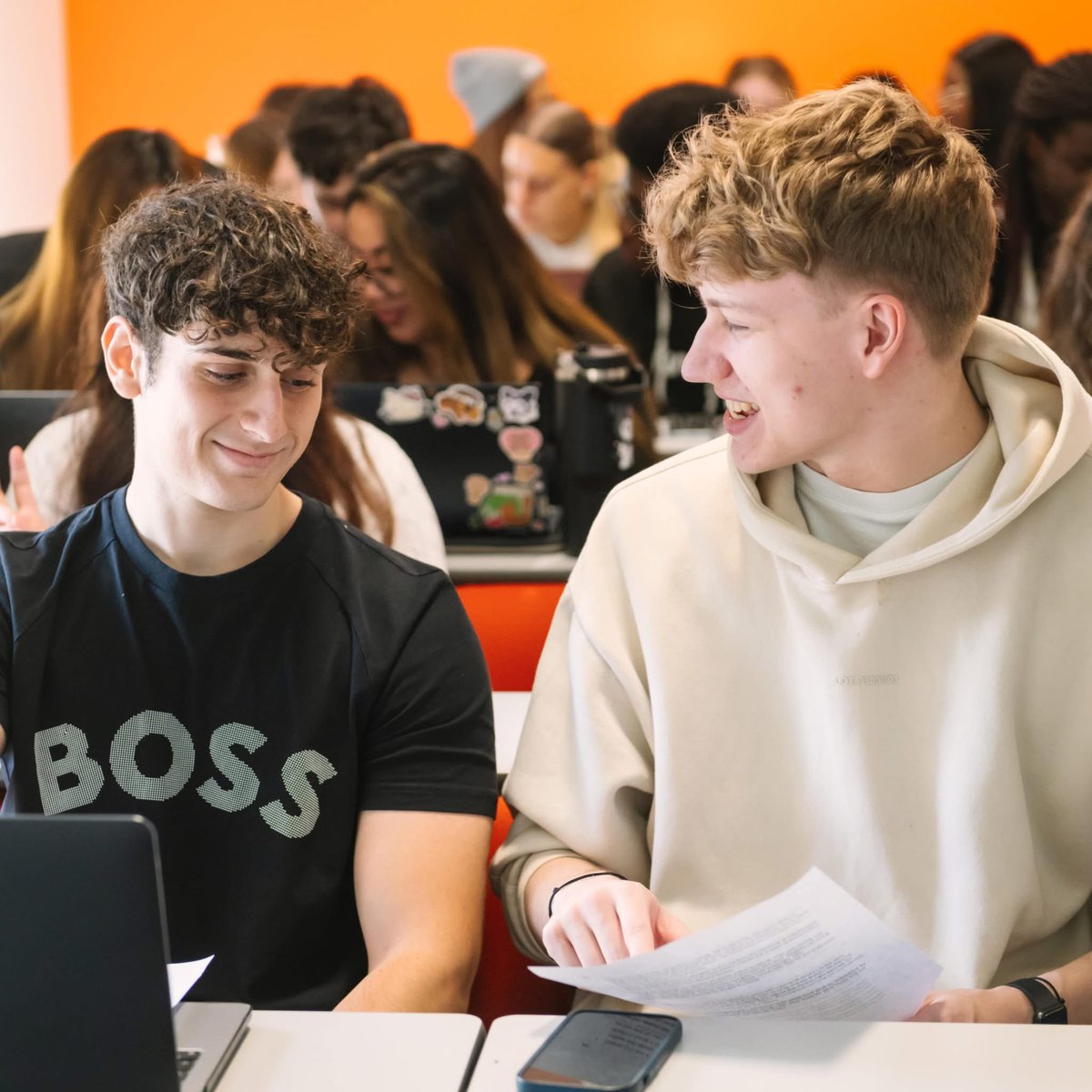 If you haven't secured a place our friendly and informed #Clearing hotliners are on hand to discuss the right course for you.

Call 0800 0483 334 in the UK or +44 20 8328 1149 worldwide to speak to the team. ☎️ 
 
Find out more 👇
kingston.ac.uk/study/undergra…