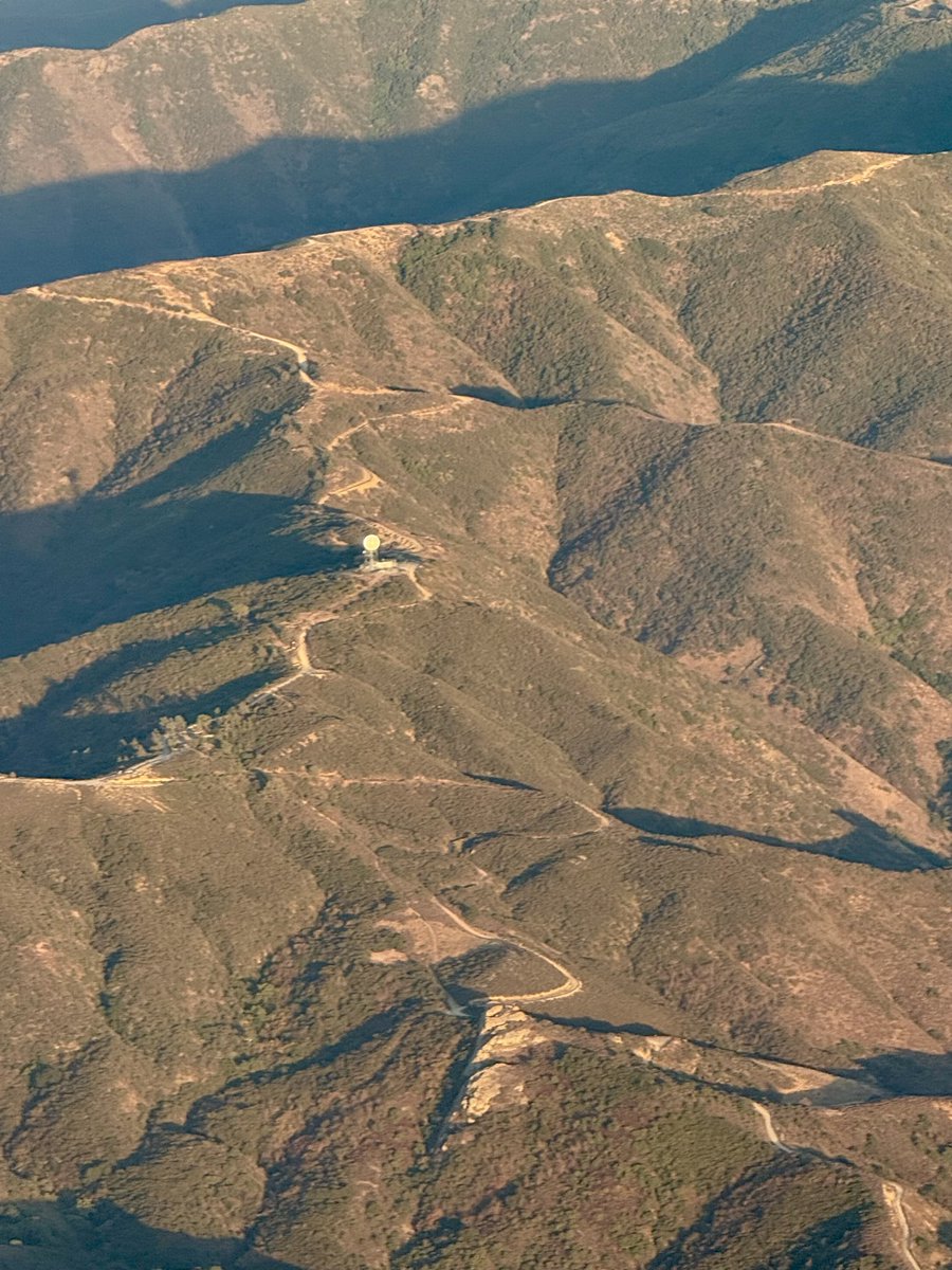 NWSSanDiego's tweet photo. Marvelous shots of the KSOX radar viewed from above on Wednesday evening in the Santa Ana mts. This radar and the KNKX radar near San Diego are maintained by our awesome technician staff who help keep these running year round 🙏 

More about NWS radars: https://t.co/YhqwdYeJUl https://t.co/9jTpihUMf7