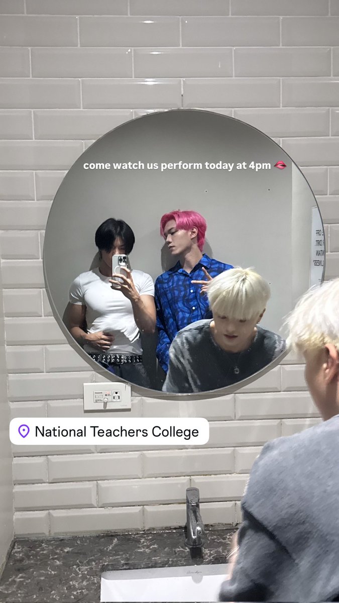 wilsonarchive_'s tweet photo. [🖼️] #Wilson_Snaps 
 
"come watch us perform today at 4pm 🫦"

🖇️: newid_wilson IG story 

#NEWID_WILSON #WILSON
#New_ID @official_newID https://t.co/f1R7QQgCHy