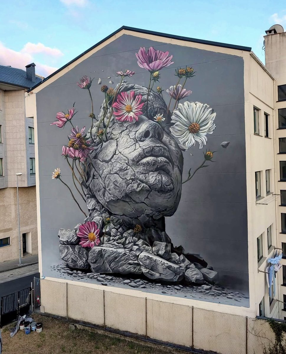 “The Roots of Sound”

#StreetArt by DiegoAS
In #Fene #Spain