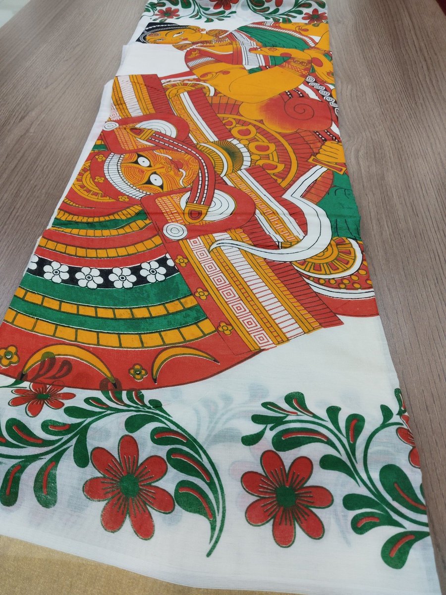 bnc_talks's tweet image. കൂത്താമ്പുള്ളിയിൽ ഇത്തവണ സാധാരണ കസവു സാരികൾ മാത്രമല്ല , ഇതുപോലത്തെ വെറൈറ്റി സംഗതികൾ കൂടിയുണ്ട് .ചേച്ചി അവിടന്ന് സെയിൽ ചെയ്യുന്നുണ്ട് .ആർക്കെങ്കിലും വേണമെങ്കിൽ നേരെ whatsapp ചെയ്തോളൂ #Onam2025 

facebook.com/profile.php?id…