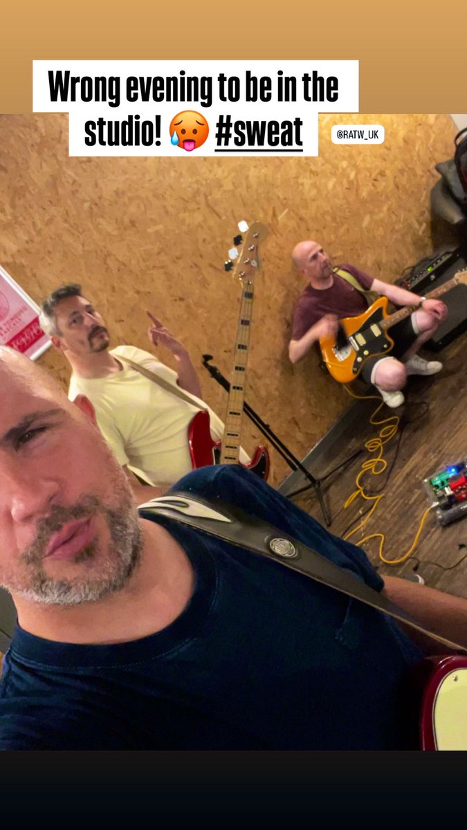 Wrong evening to be in the studio! 🥵