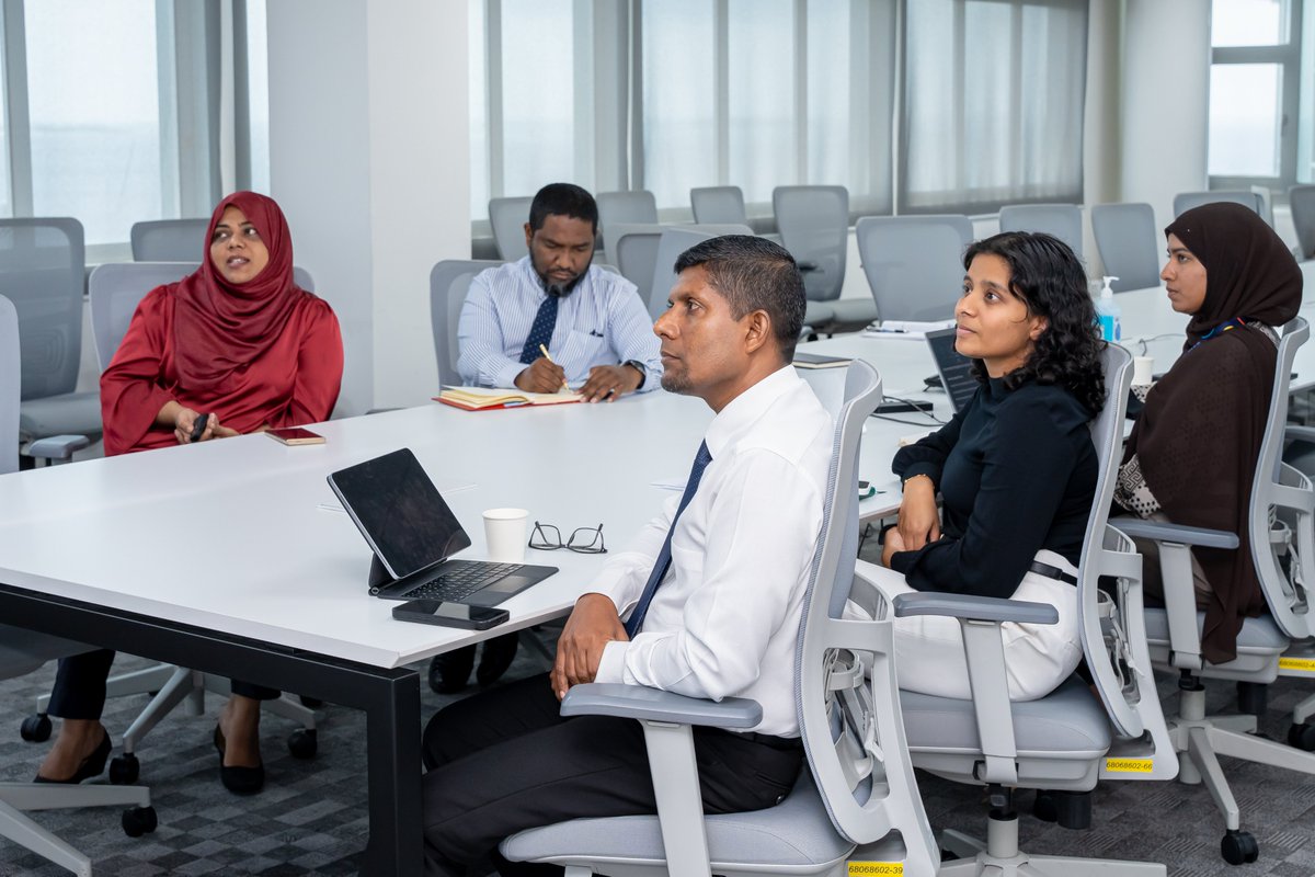 MoEDmv's tweet photo. #MEDT hosted a webinar to boost trade and investment ties with Finland.
The webinar brought together key Maldivian ministries and Finnish partners to explore investment opportunities across tourism, fisheries, and the creative economy. Strengthening global ties for a sustainable future!
#InvestMaldives #MaldivesFinland #TradeAndInvestment #EconomicGrowth