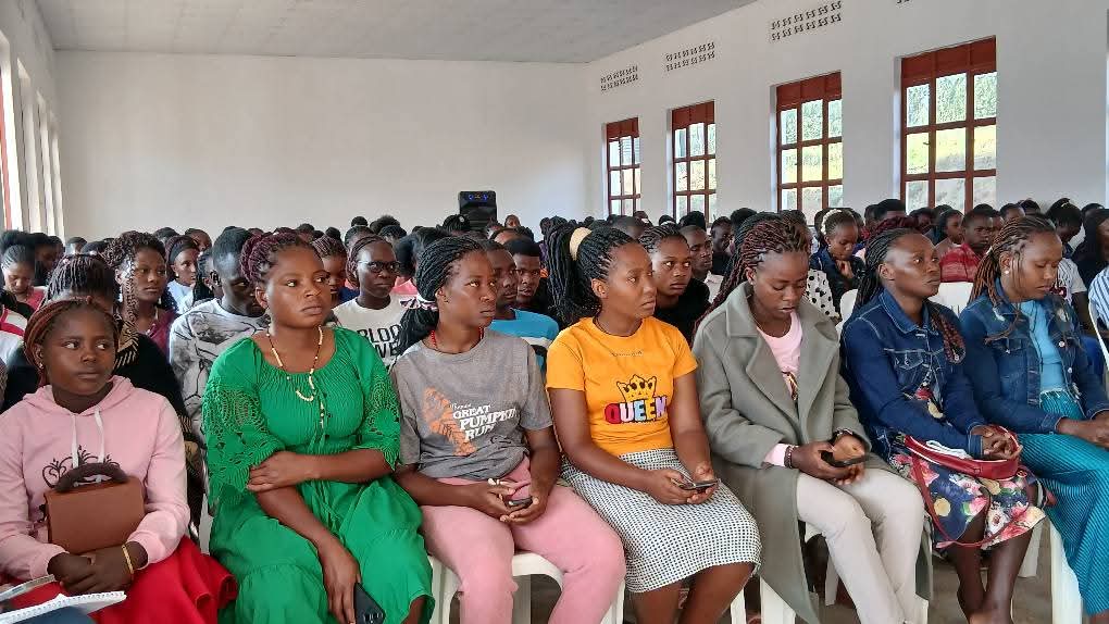 Happening Now: Faculty Deans, Heads of departments and some lecturers from the Faculty of Business and Social Sciences are holding their orientation session for newly admitted students.