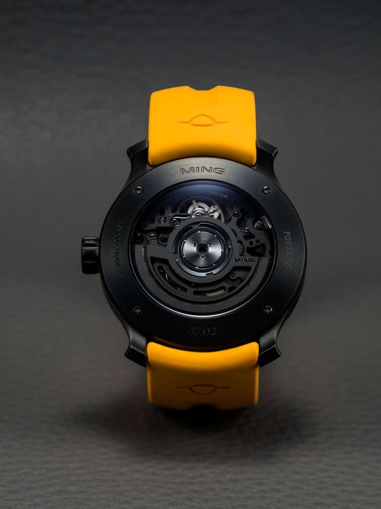 Celebrating #CasebackThursday with stealthy minimalism 🟧🖤

The MING 37.02 Monolith pairs its stealthy black dial and case with a vibrant mango strap — a sharp contrast that’s anything but quiet.

Available now at Ace Jewelers — we are proud to be an authorized MING retailer.