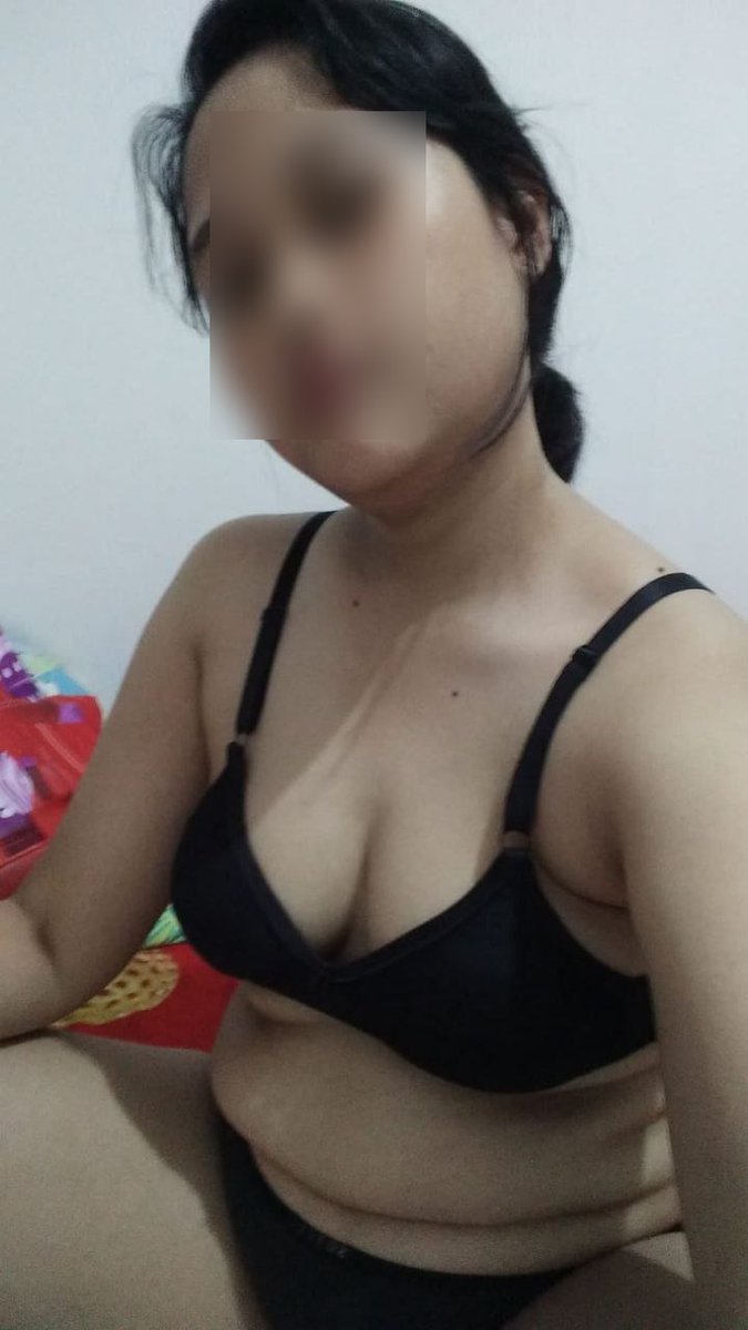 dian_na94's tweet photo. emg ada yg suka ya badan ndut kek aku? 🥲
#binor https://t.co/4l1gg9m71W