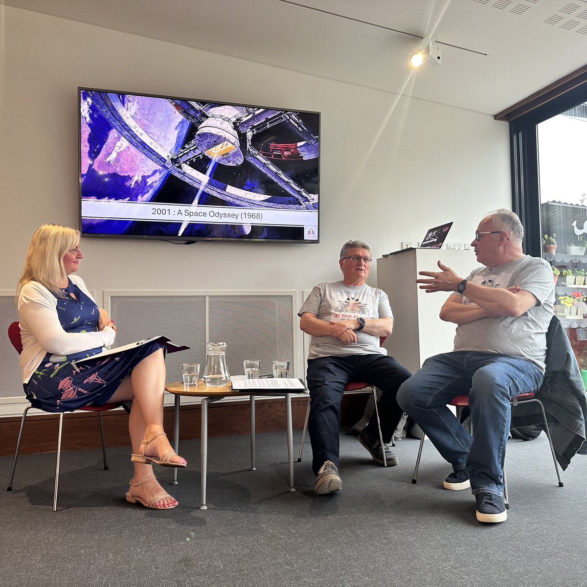 <a href="/Jeff78159968/">Jeff</a> <a href="/Cybergit/">Graham O’Dwyer</a> <a href="/moviesinfocus/">Movies In Focus</a> <a href="/DavidBflower/">David Blanchflower BSc</a> <a href="/CoreyBrotherson/">Corey Brotherson - find me @🦋 or Patreon</a> <a href="/DrCLaoutaris/">Dr Chris Laoutaris</a> <a href="/RogerintheFoD/">Roger Deeks</a> <a href="/cr_burman/">Cheryl Burman is slowly writing that next novel</a> 🎧Ep 246 of Jo Durrant’s Beautiful Universe podcast is out now:

🤩 Jeff &amp; Graham of <a href="/AttheflicksPod/">At the Flicks</a> reveal their Top 10 under rated science fiction films 

🍿 Plus choices of <a href="/sorcererpds/">Paul Scott</a> <a href="/ScienceNelson/">Sue Nelson</a> &amp; more 

📲 podcasts.apple.com/gb/podcast/jo-…

💻 jodurrantsbeautifuluniverse.libsyn.com