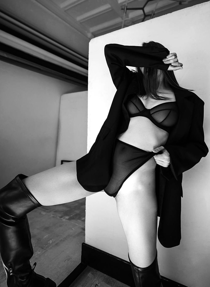 ♠️⚔️

 #нюдсочетверг 
By <a href="/timka4321/">Timur Raziapov</a>