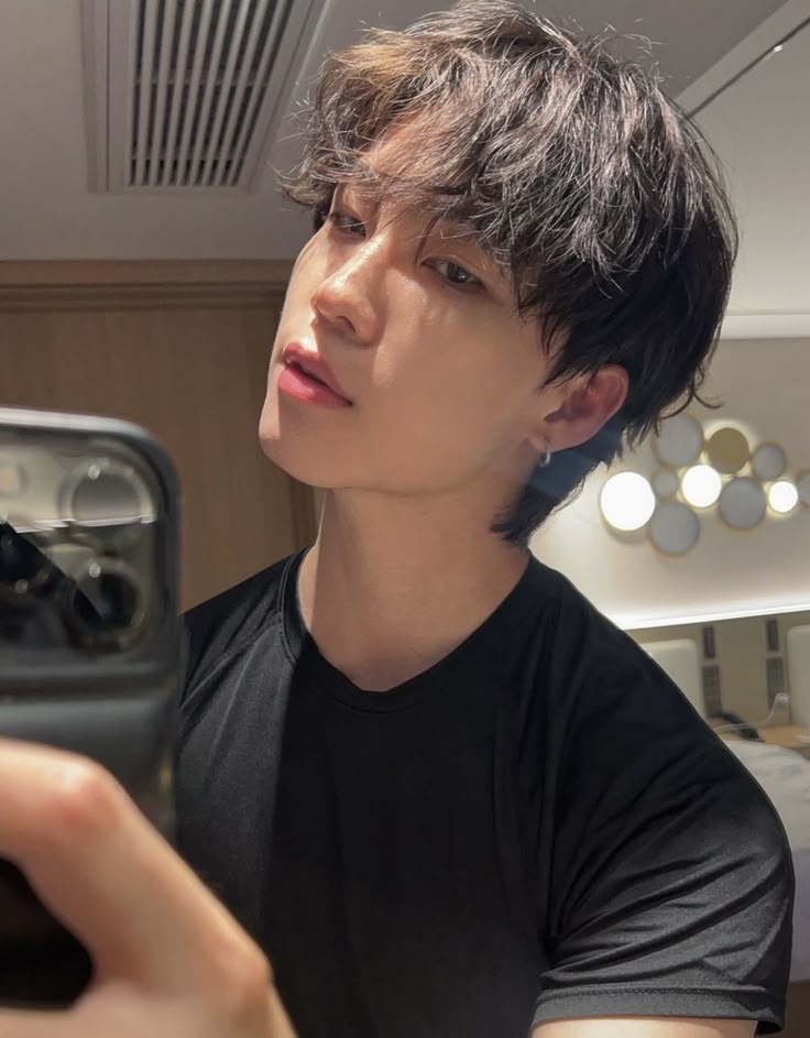 FlyByRoll's tweet image. Say "hey" and check your dms