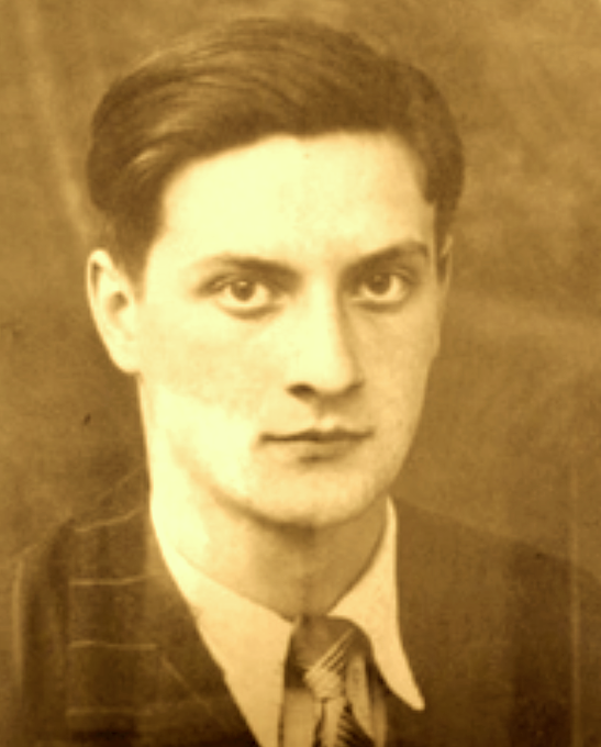 Toulouse. Ses études avaient fait la fierté de ses parents d'origine modeste. Capturé au maquis, l'instituteur leur annonce le 18 avril 1944 qu'il va être fusillé : « Puissiez-vous pouvoir dire "notre enfant n’est pas mort pour rien. Il a servi une belle cause" ». Charles Boizard