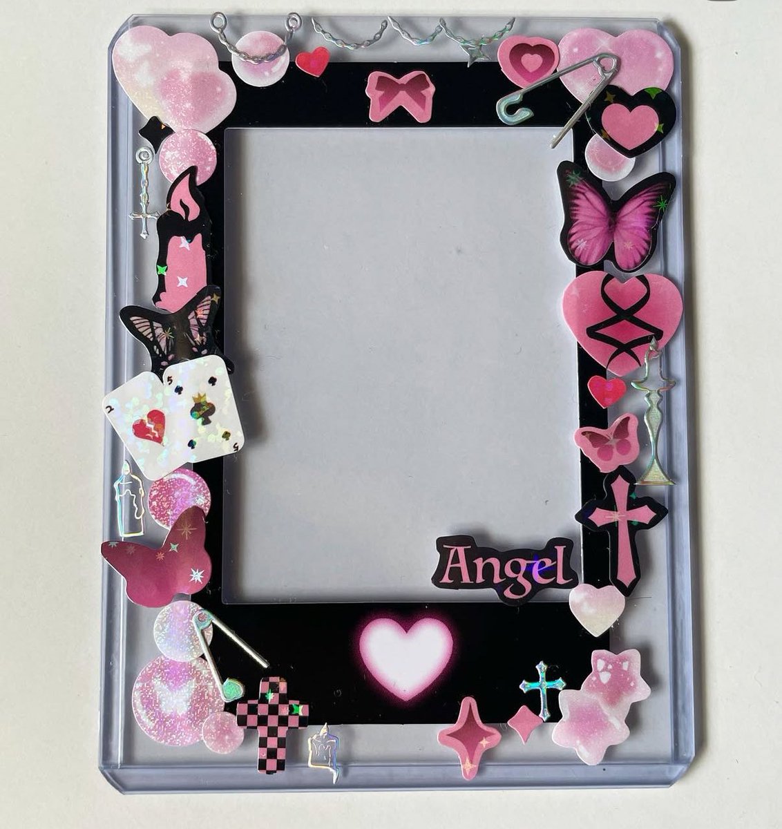 Yasiqueenx's tweet photo. One of my hobbies is making deco toploader. That’s why I kinda wanna buy #Pokémon cards. But I also don’t wanna start another thing I put too much money in 😭
#decotoploader #kpop #collectioncards #gamergirl https://t.co/crImVdWr9e