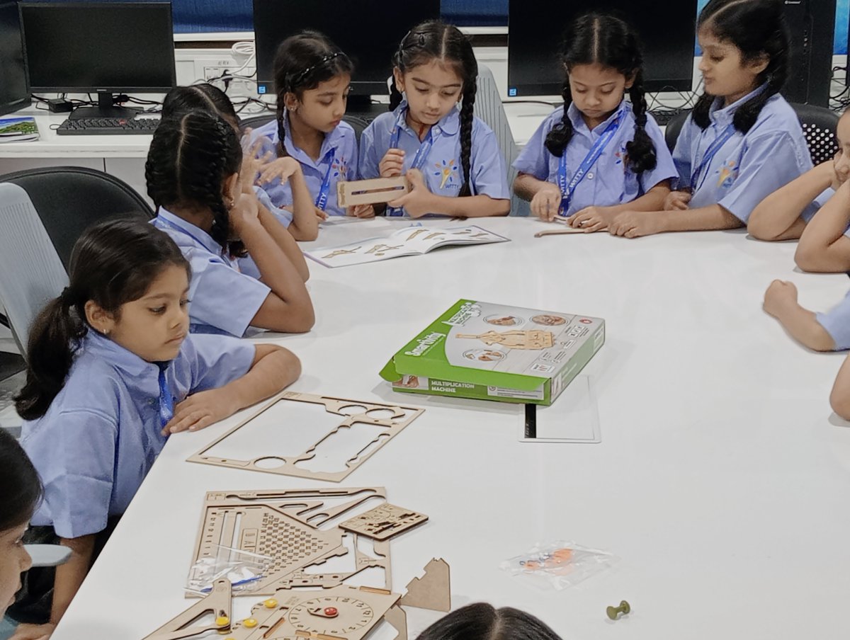 makers_muse's tweet image. From ideas to innovation — our hands-on STEM workshops put learning in their hands.
Watch creativity spark and problem-solving skills take flight!

makersmuse.in/stem-program/
#STEMEducation #STEMWorkshops #Innovation #EdTech #FutureSkills