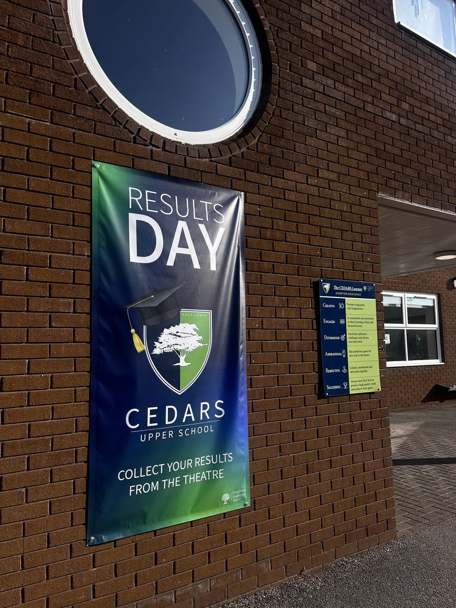ChilternLT's tweet image. Today’s vibrant atmosphere is a result of so much hard work! A huge well done to the students and staff @cedars_upper , another year of excellent A Level results 👏

#ALevel2025 #alevelresultsday #congratulations #bedfordshire 

@AJRAllModCons @Cedars_Upper @mjpGibbs…