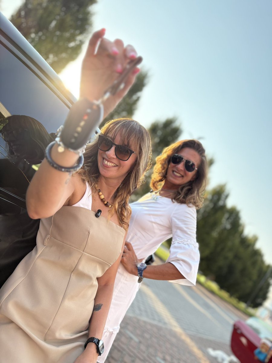 Ferragosto alle porte!? ☀️ 
Noi di Donne in Auto non ci fermiamo mai… in pentola un nuovo test drive “bollente” 🔥
#StayTuned

#donneinauto #women #womenempowerment #testdrive #nostop #summervibes #workhardplayhard #auto #automotive #cars